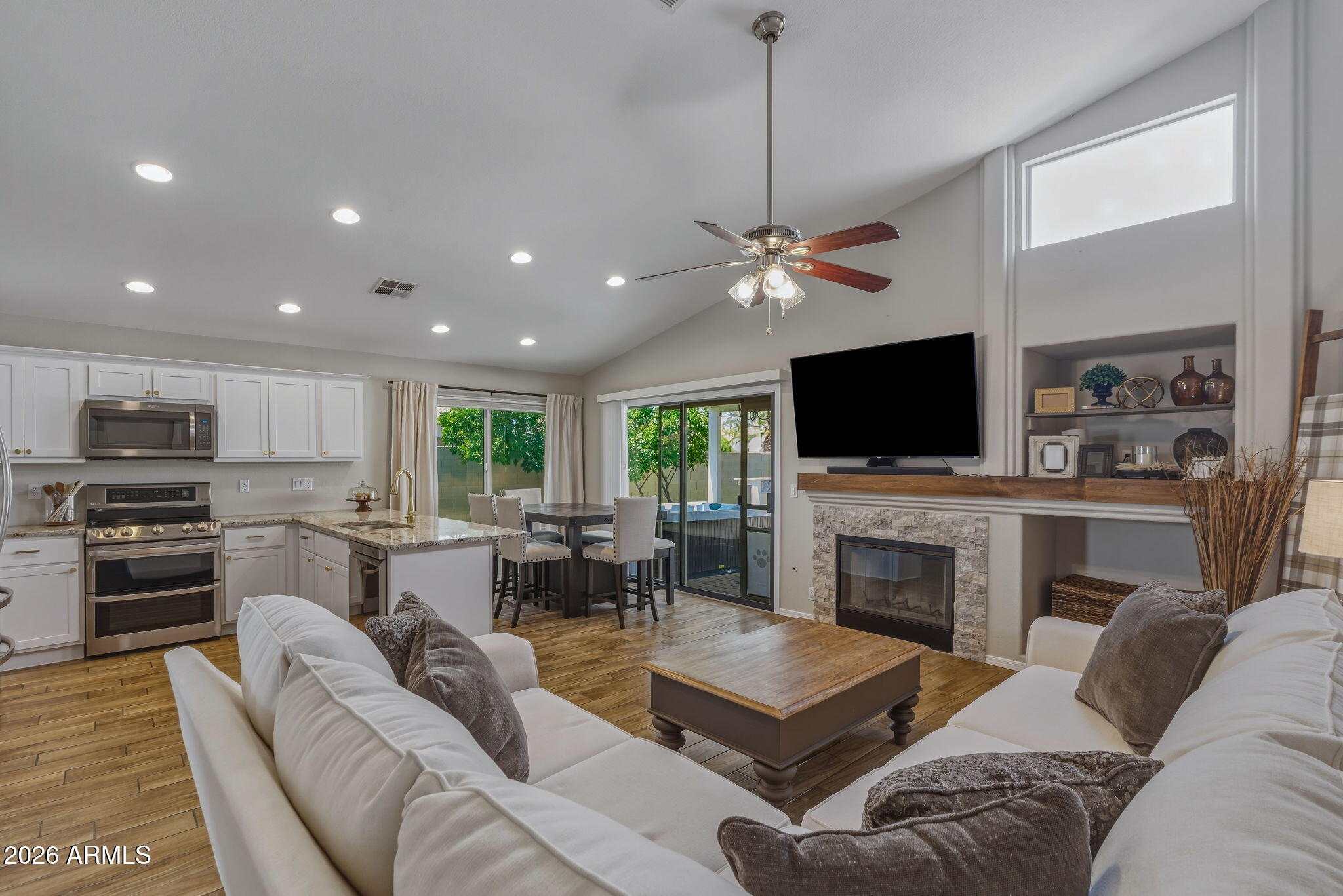 9242 W SAINT JOHN Road