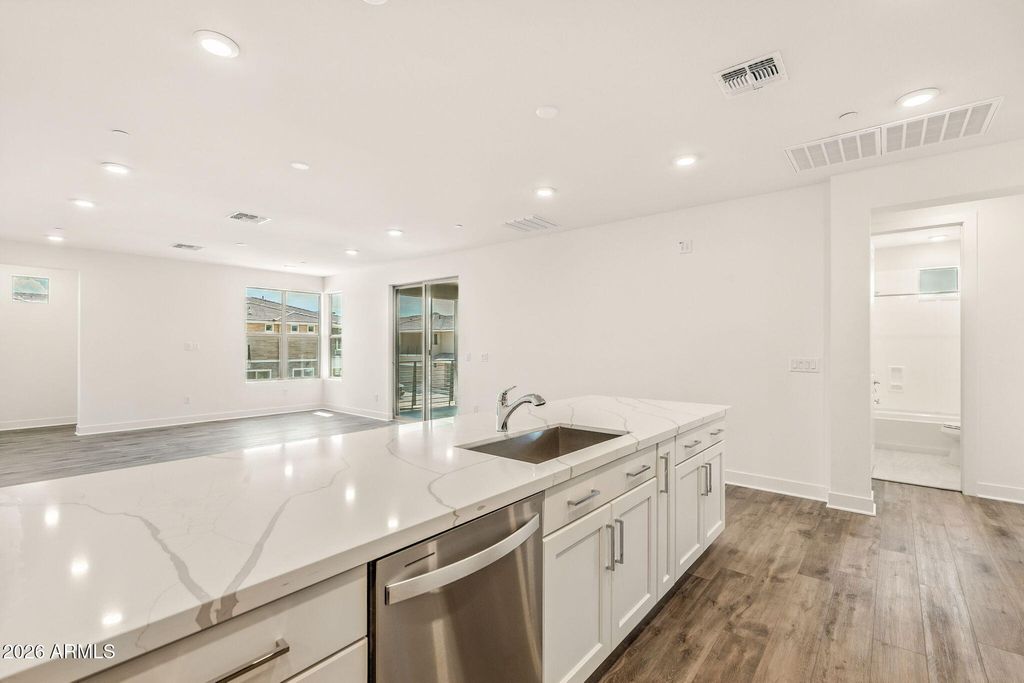 Photo of 2121 W Sonoran Desert Drive #59, Phoenix, AZ 85085 (MLS # 7022702)