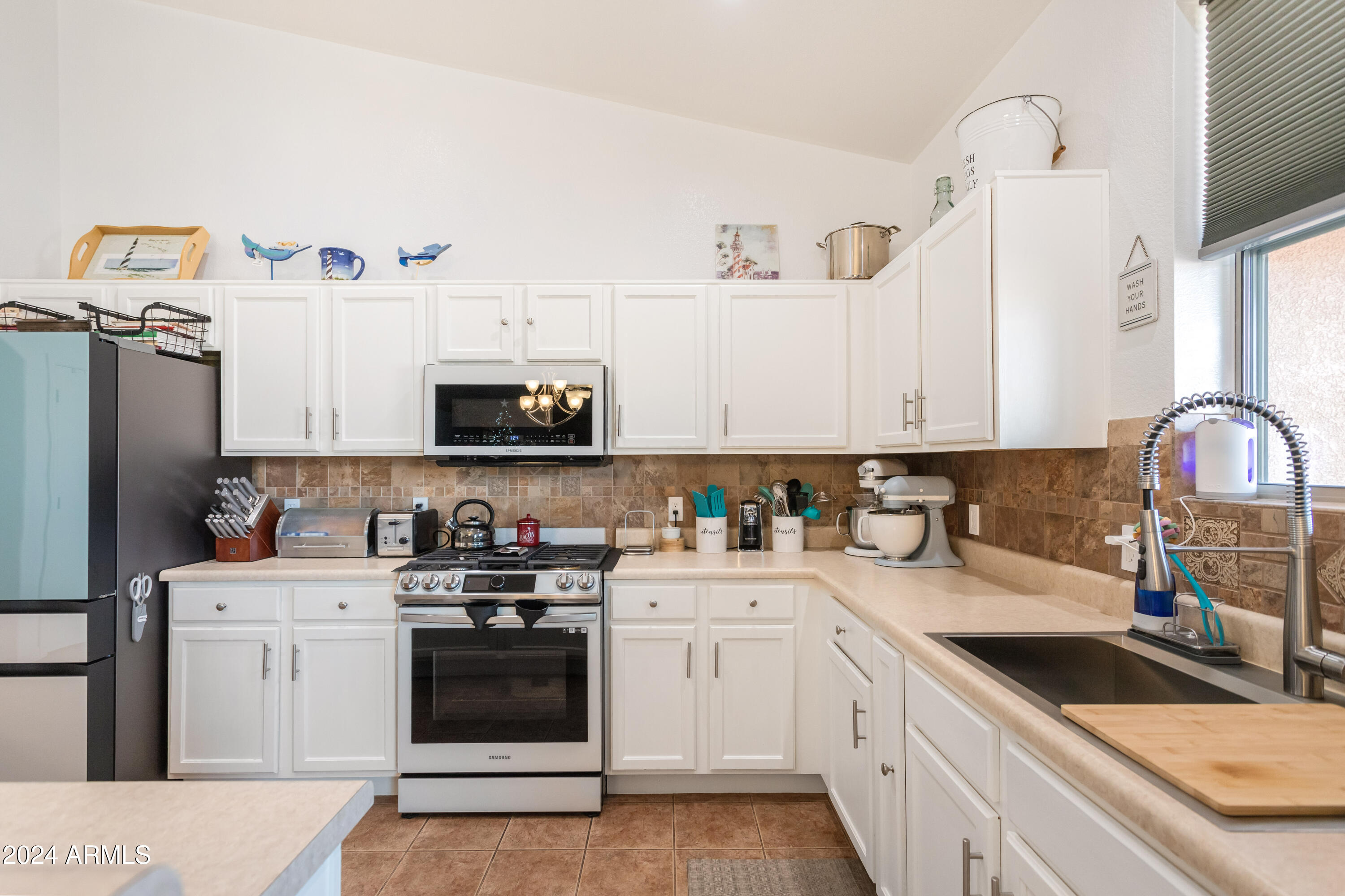 CANYON DE FLORES PHASE 1F - Residential