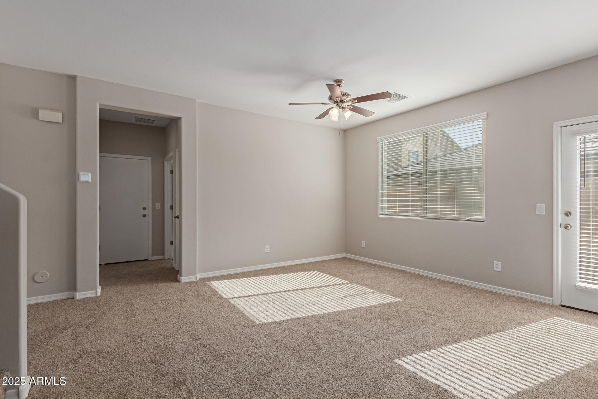 911 E AGUA FRIA Lane