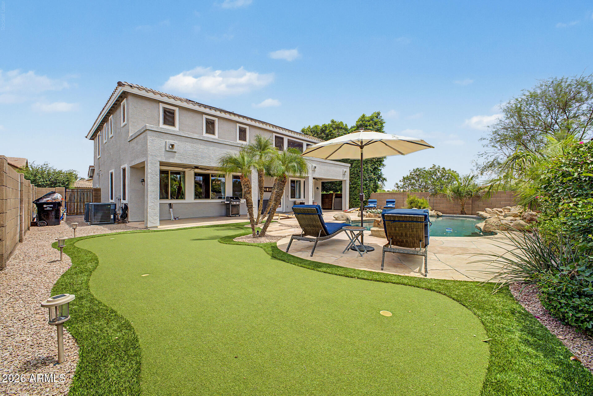 3715 E BLUEBIRD Place