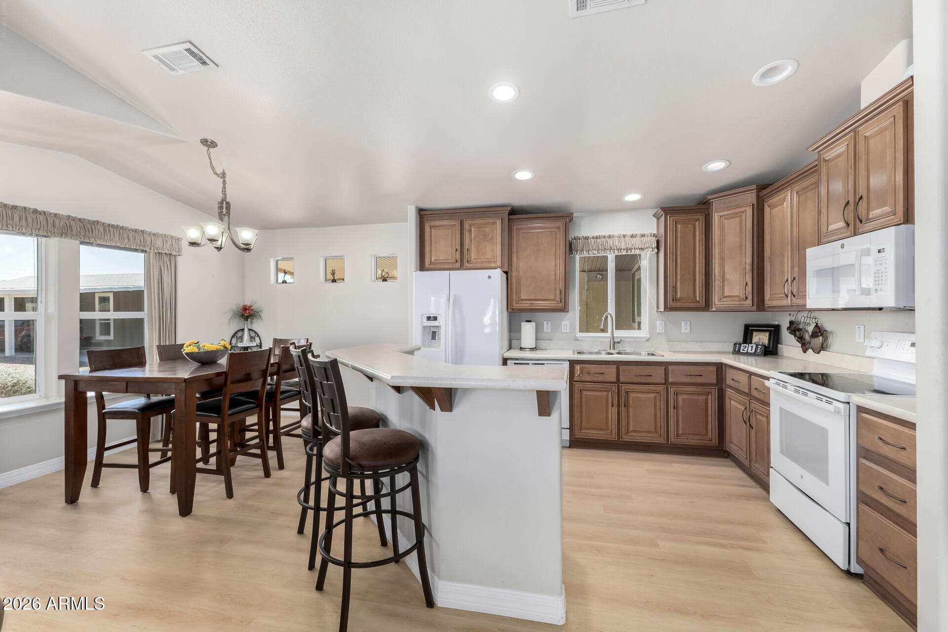 8865 E BASELINE Road 344