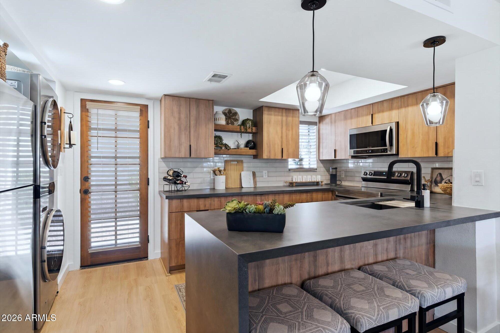 LA CONTESSA SECOND AMD - Residential