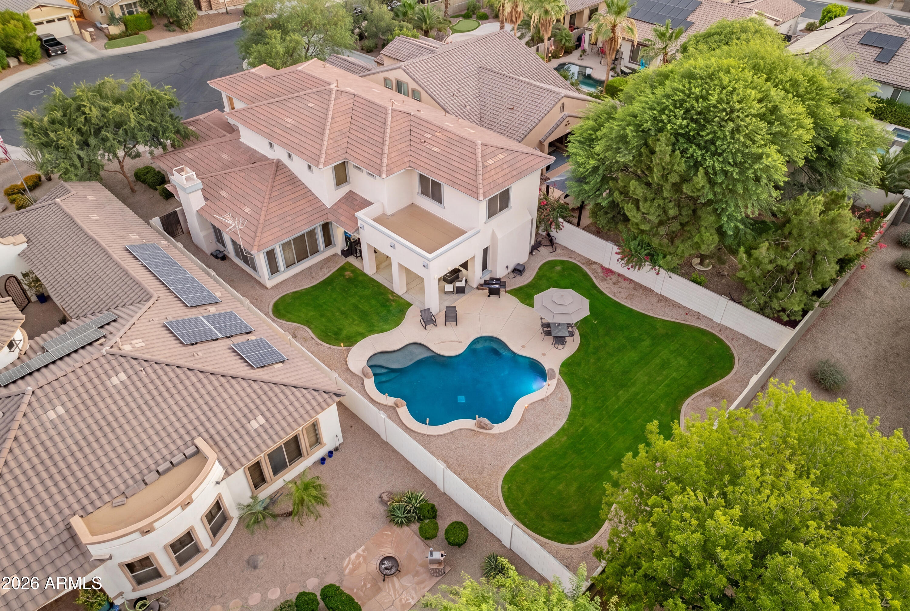 14772 W LUNA Circle S