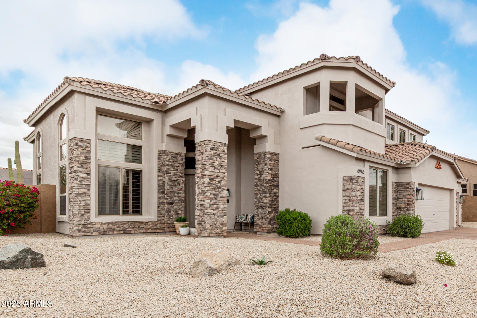 6916 E TRAILRIDGE Circle