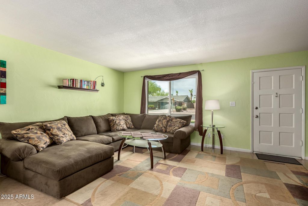 Photo of 1724 E Baker Drive, Tempe, AZ 85282 (MLS # 6914152)