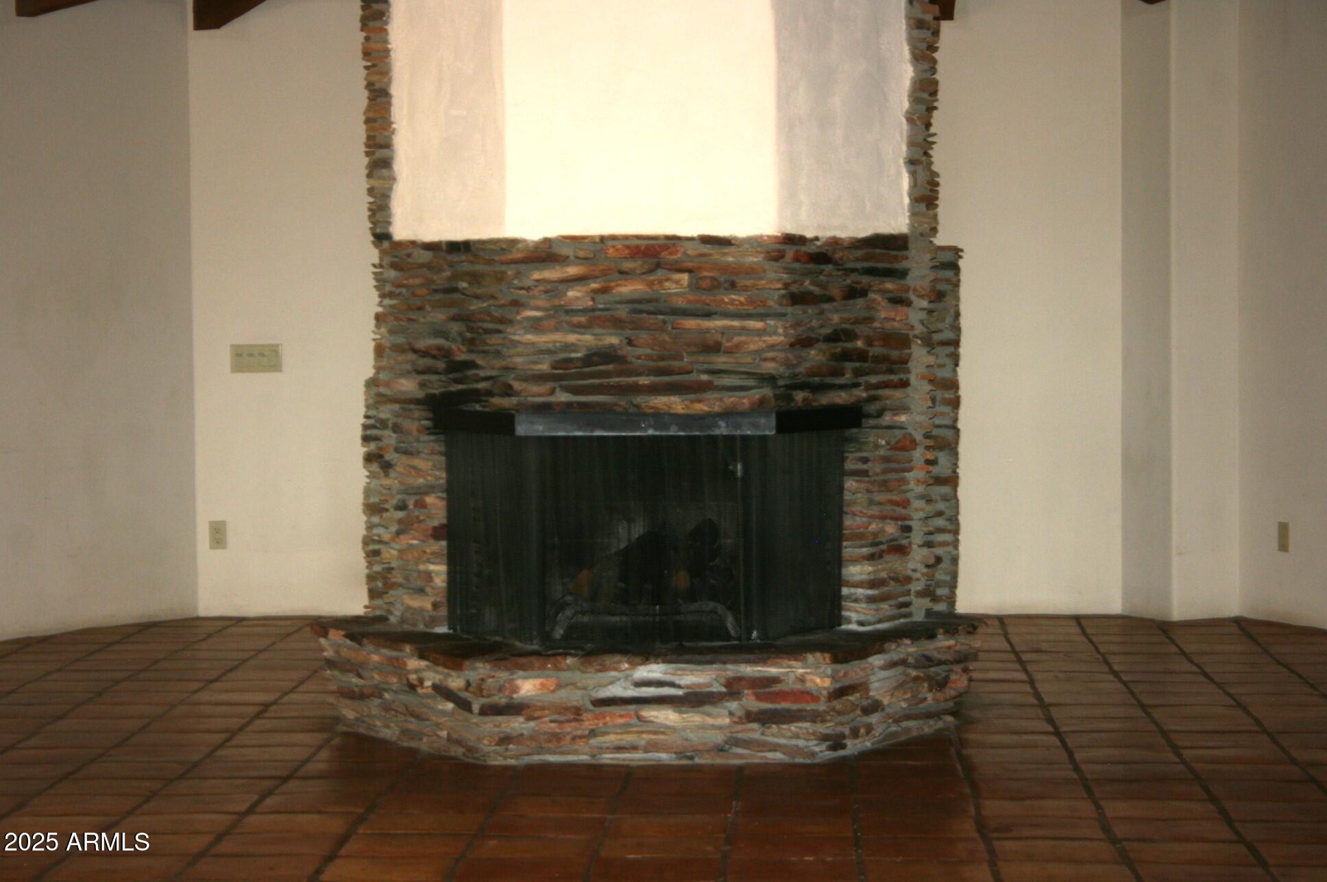 4495 E GERONIMO Road