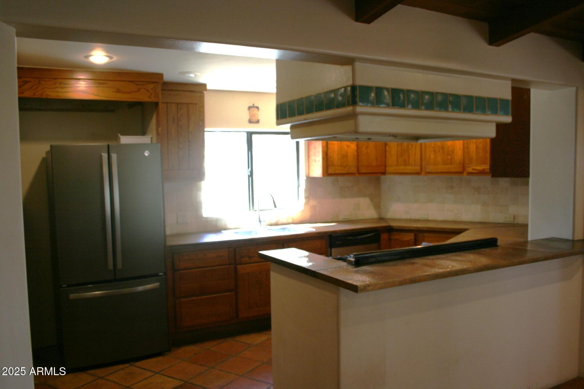 4495 E GERONIMO Road