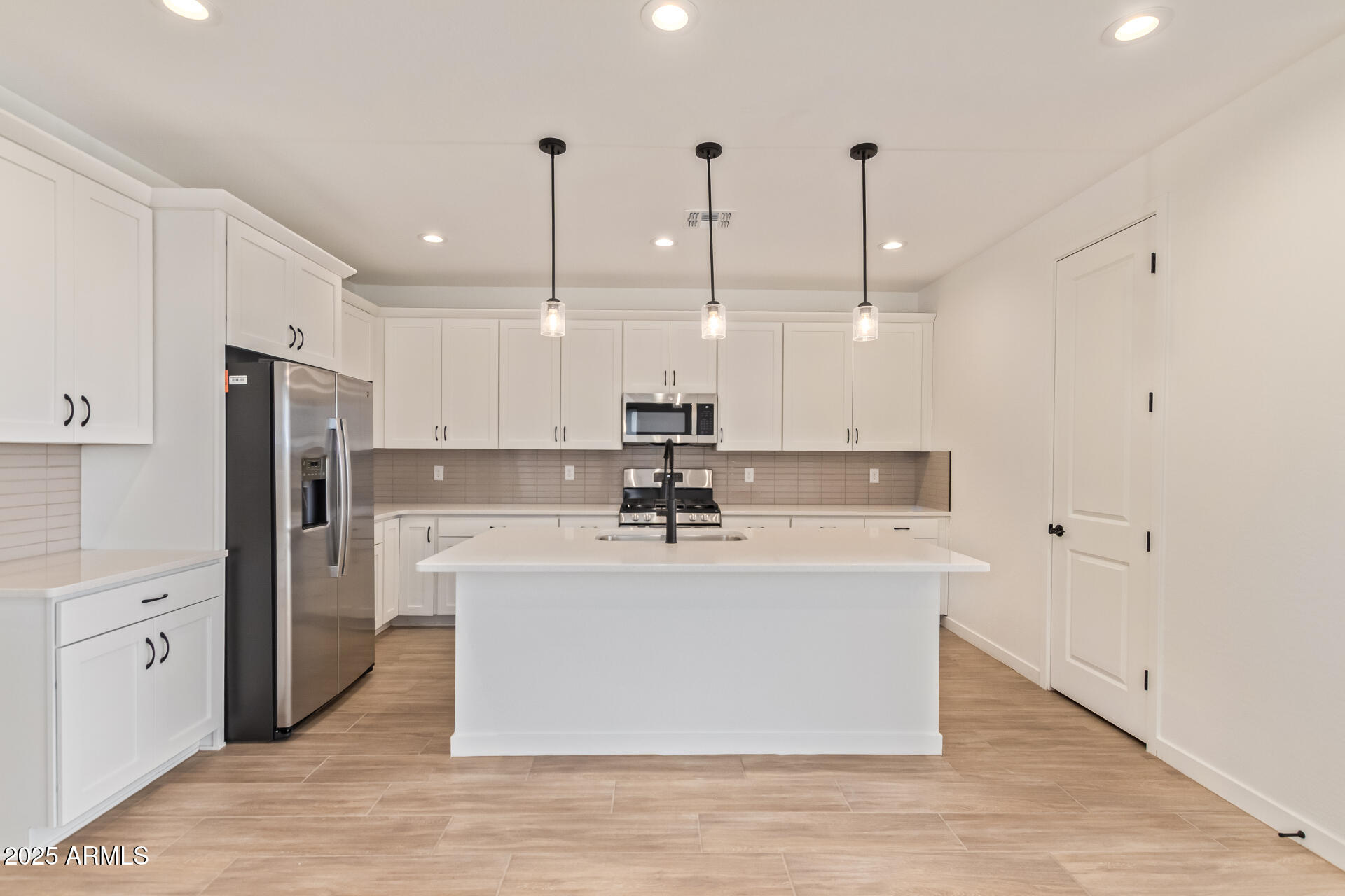 5448 W MANZANITA Drive