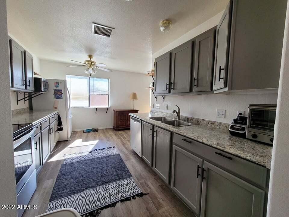 OCOTILLO TERRACE - Residential