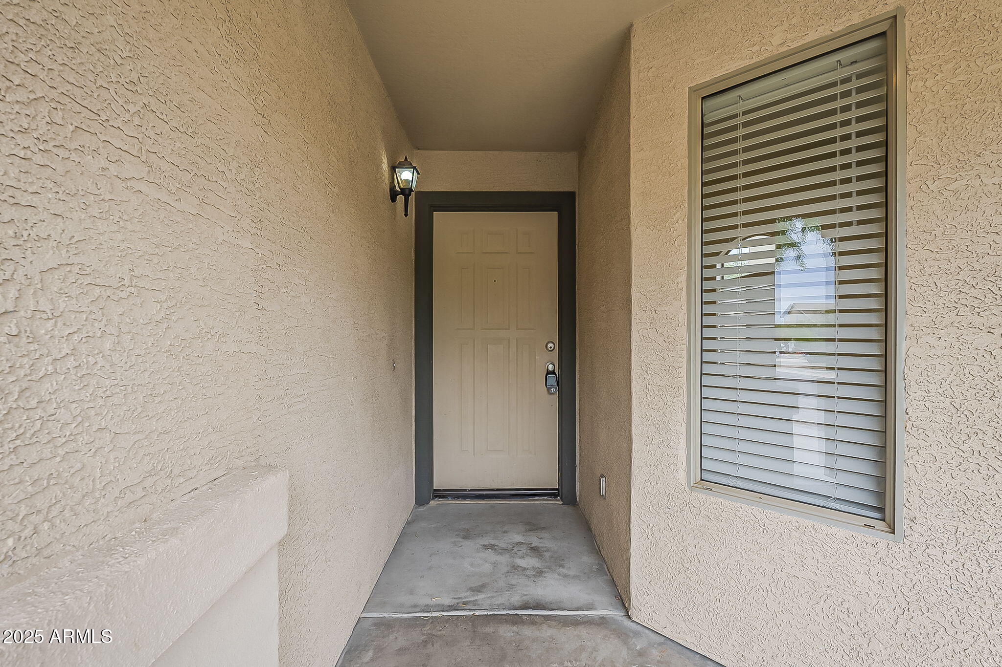 12323 W MEDLOCK Drive