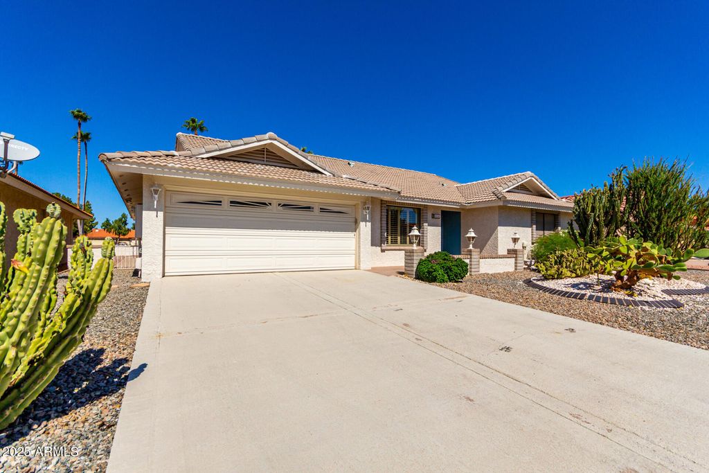 Photo of 8016 E Medina Avenue, Mesa, AZ 85209 (MLS # 6951465)