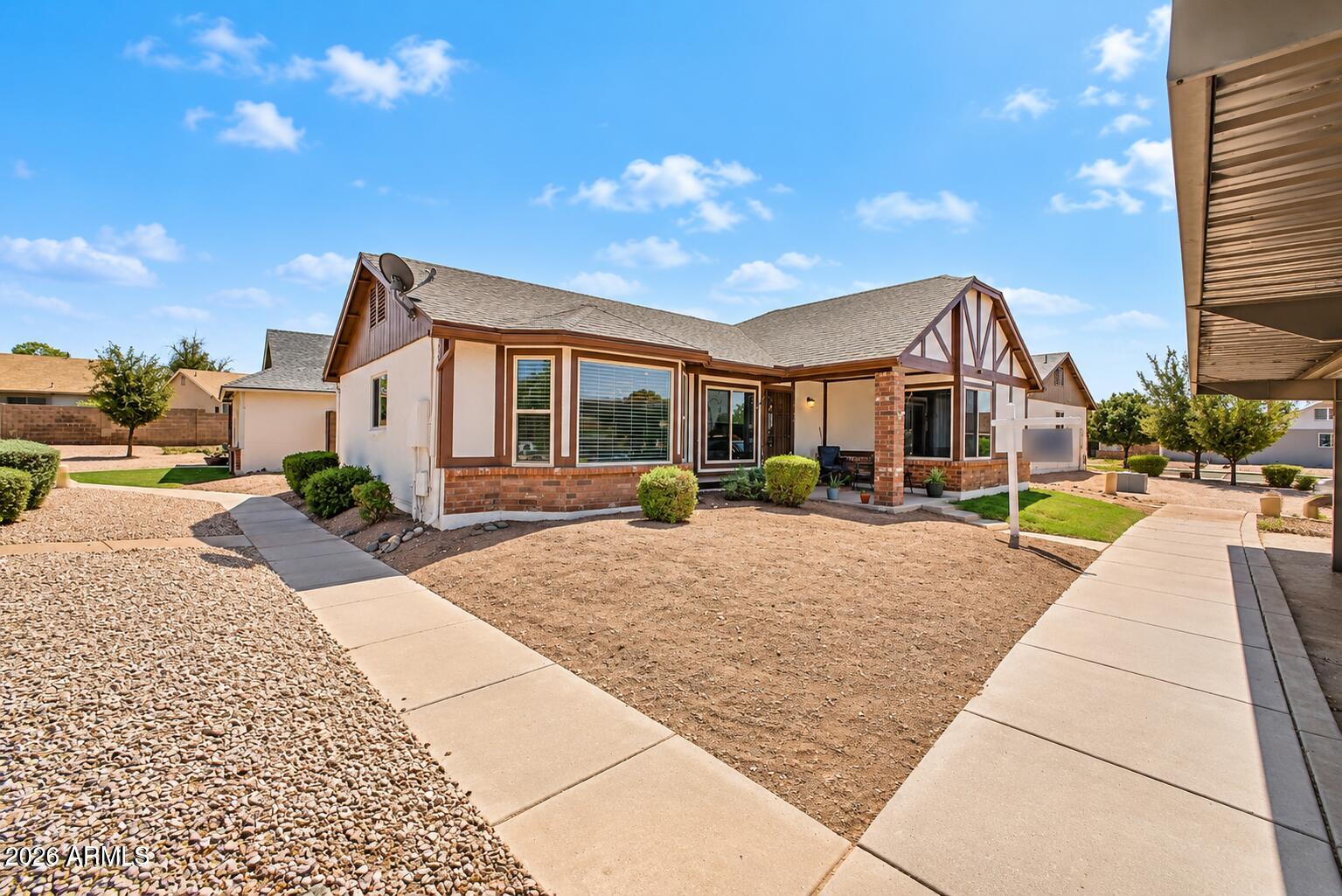 1055 N RECKER Road 1192