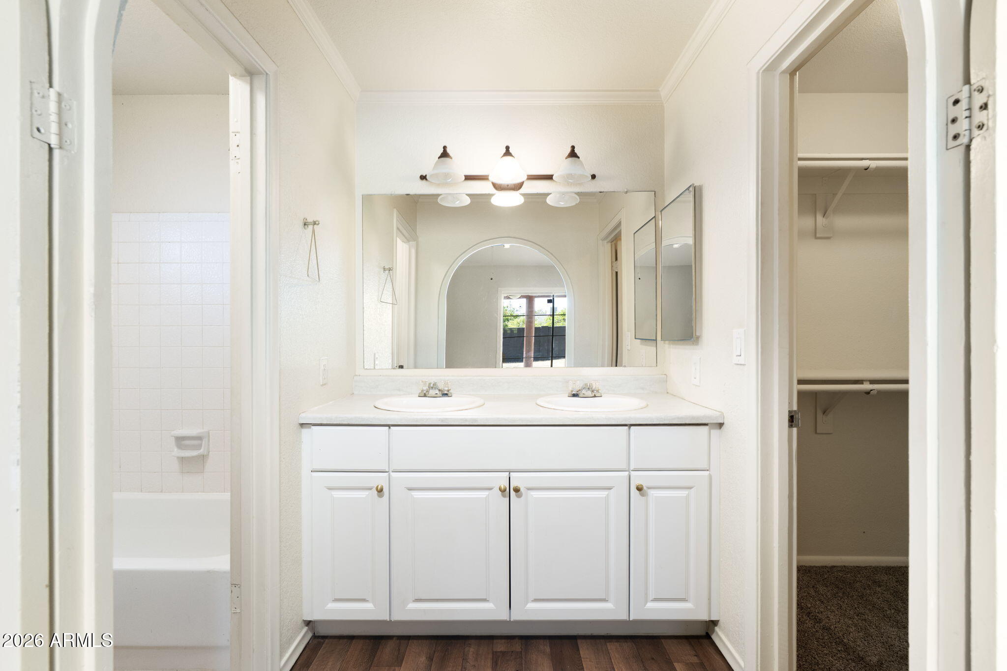 NORTHPOINTE 4 - Residential
