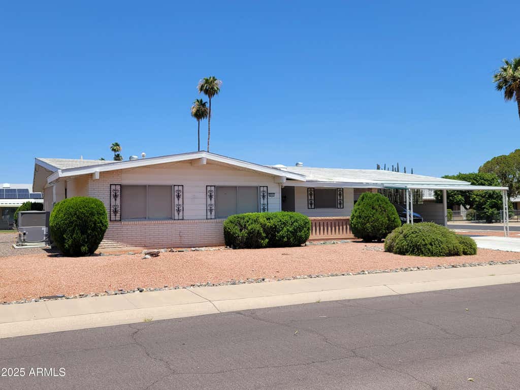 Photo of 10241 N 109th Avenue, Sun City, AZ 85351 (MLS # 7042099)