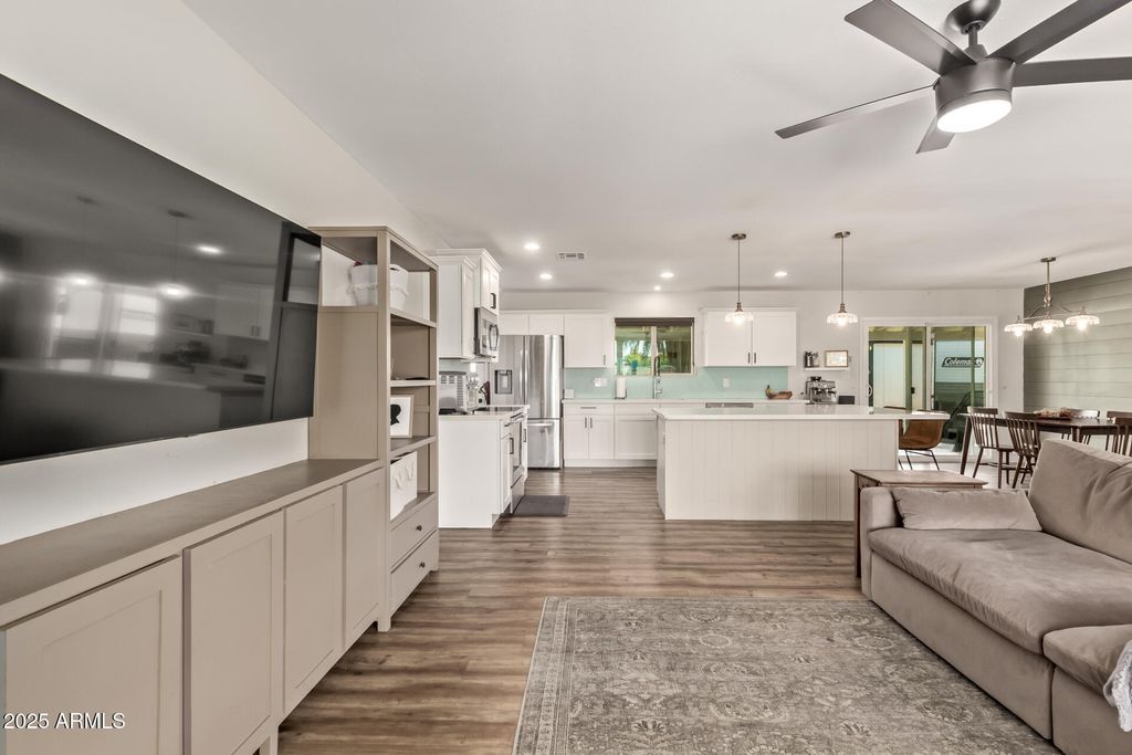 Photo of 1328 E Evergreen Street, Mesa, AZ 85203 (MLS # 6928281)