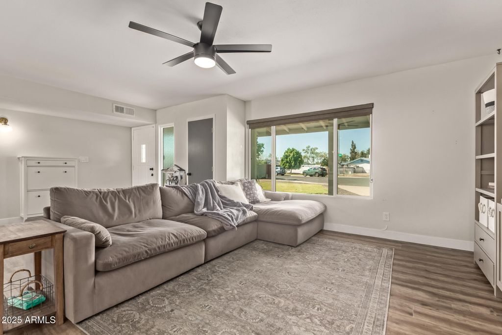 Photo of 1328 E Evergreen Street, Mesa, AZ 85203 (MLS # 6928281)