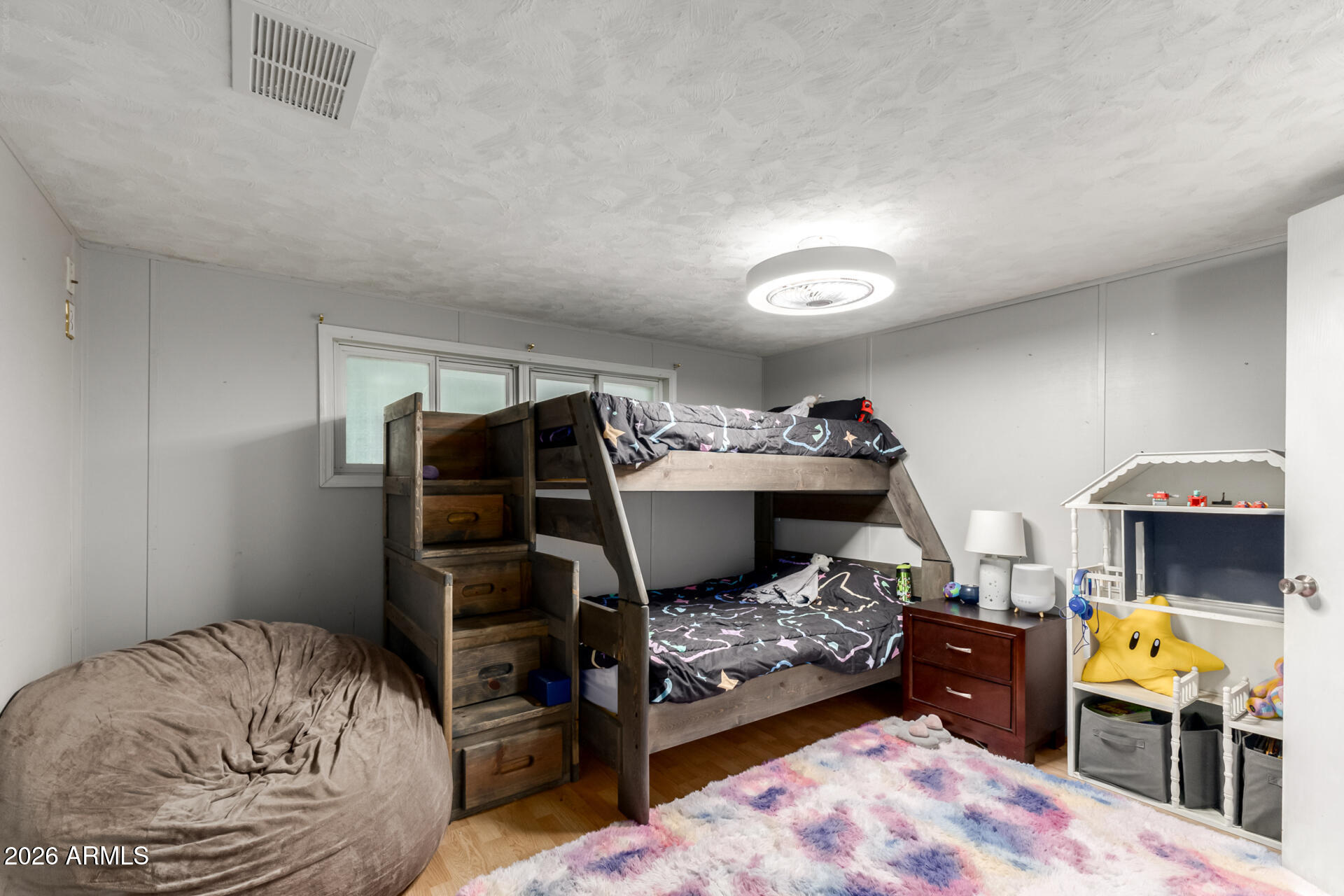 TRAILSIDE - Residential
