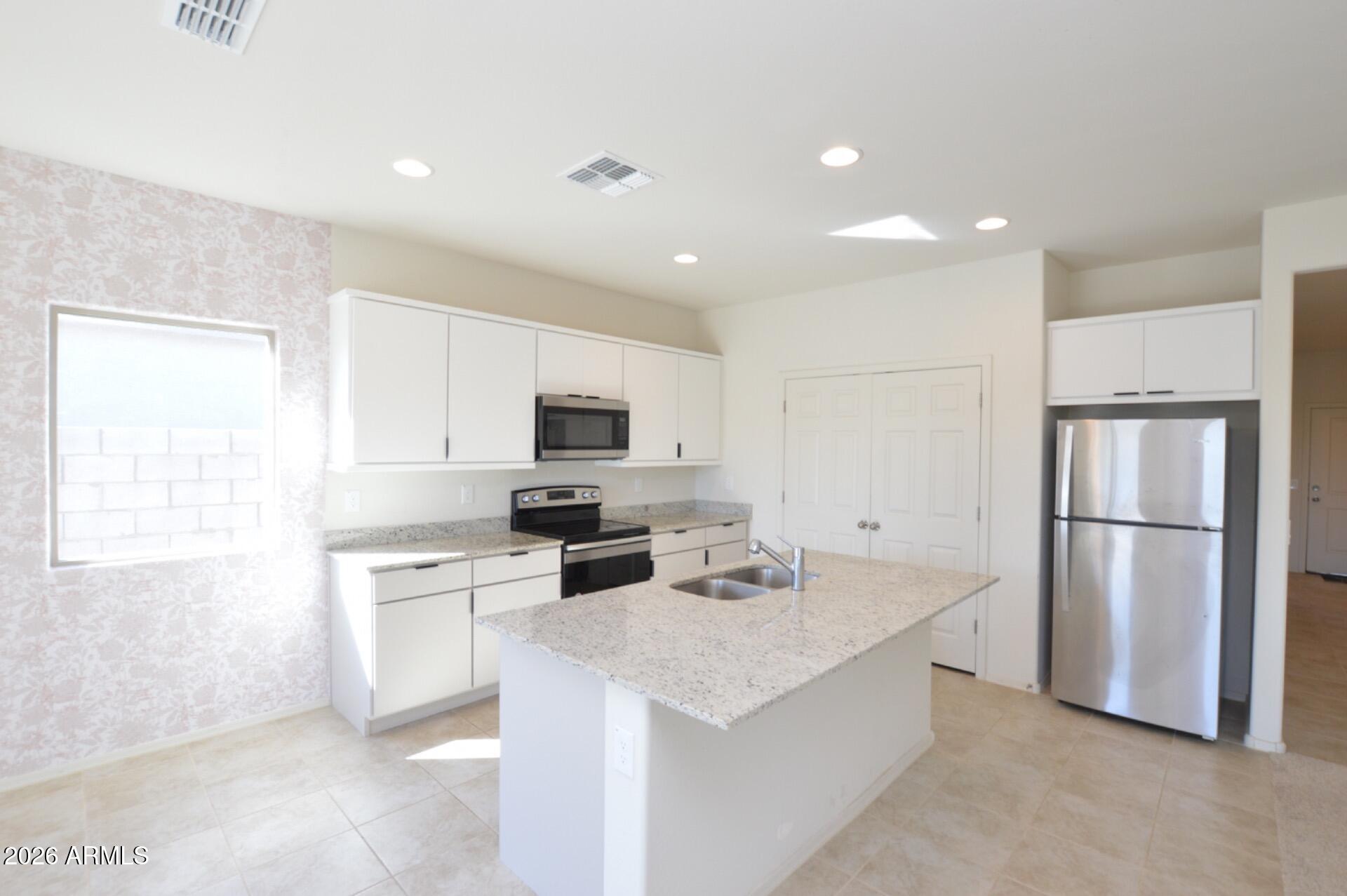 43607 W MESCAL Drive