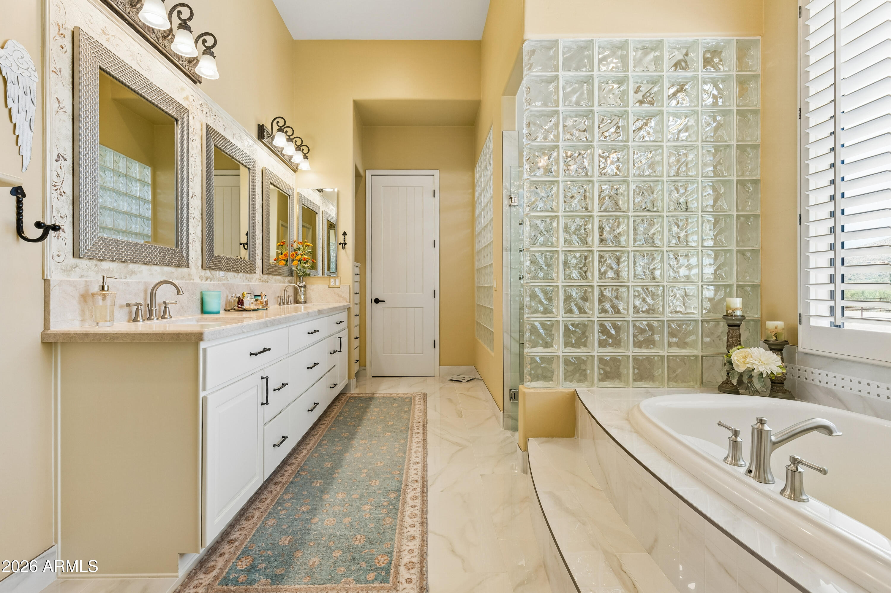METES AND BOUNDS - Residential