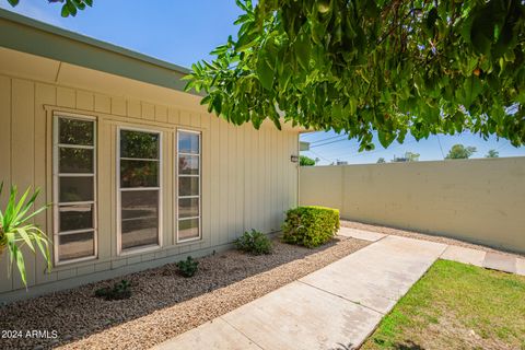 Condominium in Sun City AZ 10931 COGGINS Drive 18.jpg