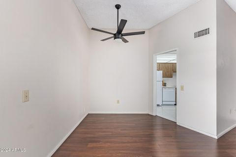 Condominium in Sun City AZ 10931 COGGINS Drive 7.jpg