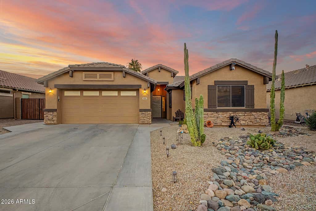 Photo of 830 E Mule Train Trail, San Tan Valley, AZ 85143 (MLS # 7035760)