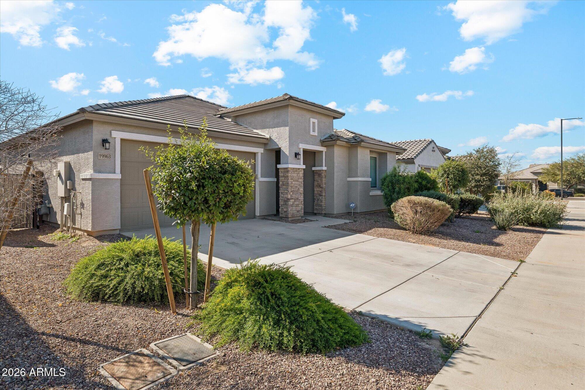 19963 W BUCHANAN Street