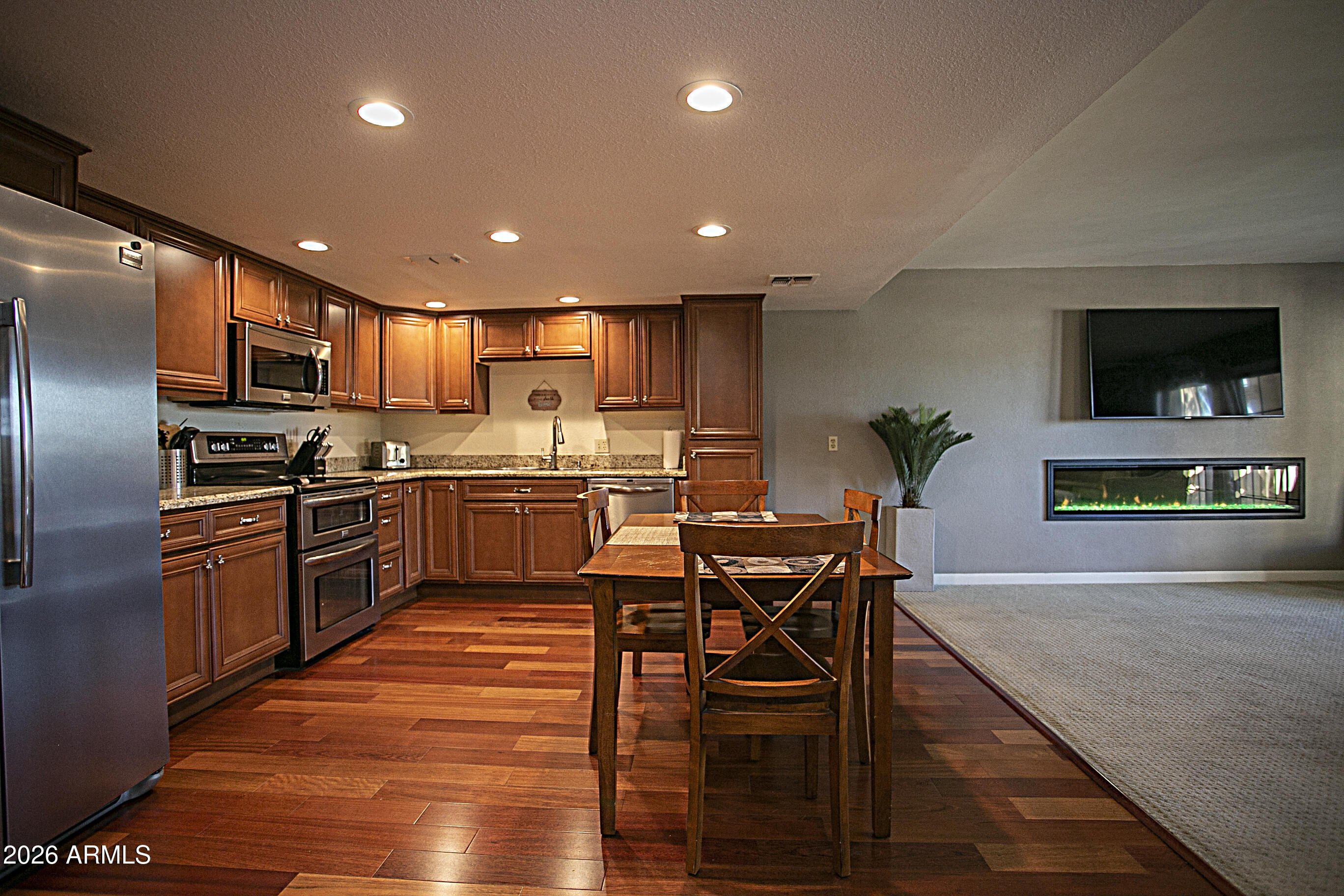 7910 E CAMELBACK Road 309