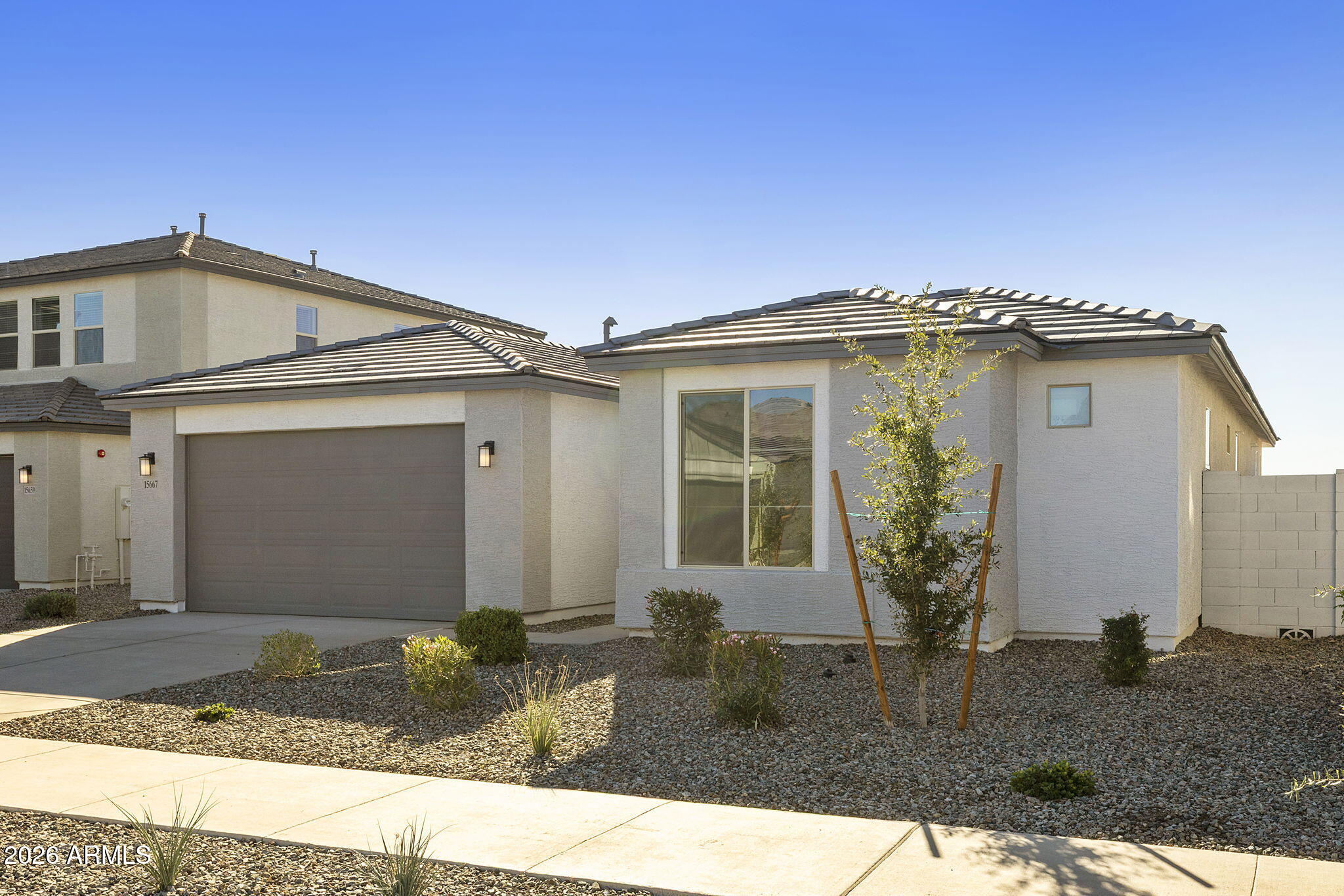 15667 W MERCER Lane