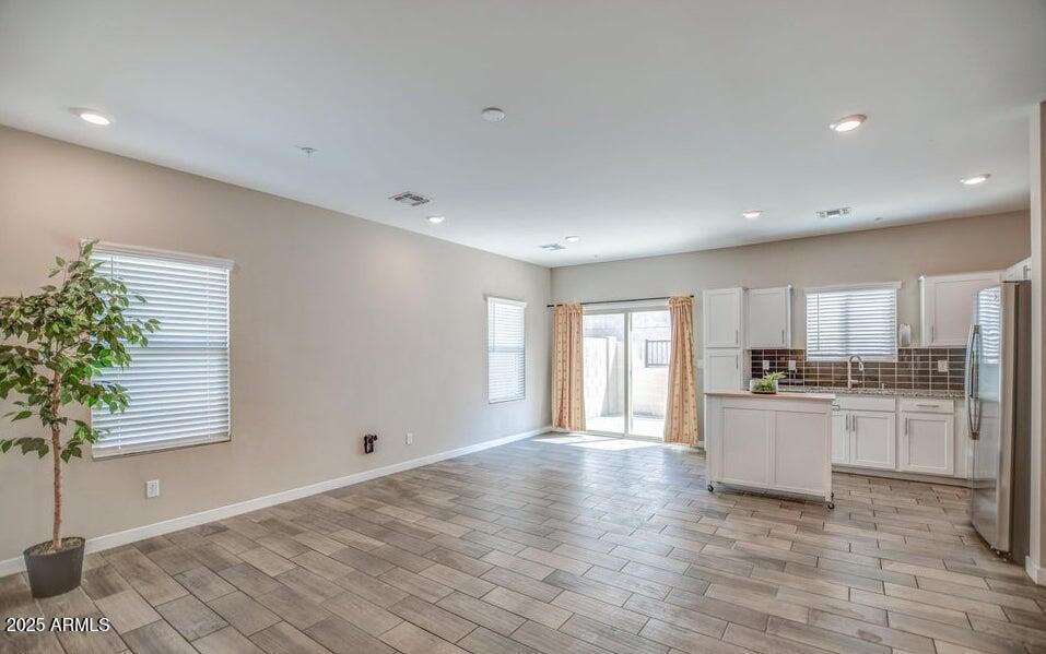 2241 W Griswold Road