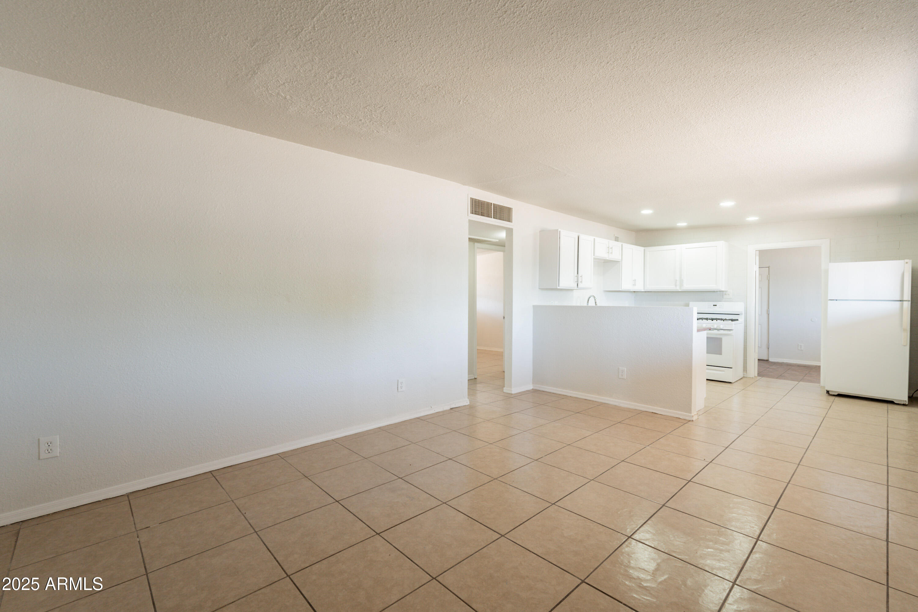 3914 W PALM Lane