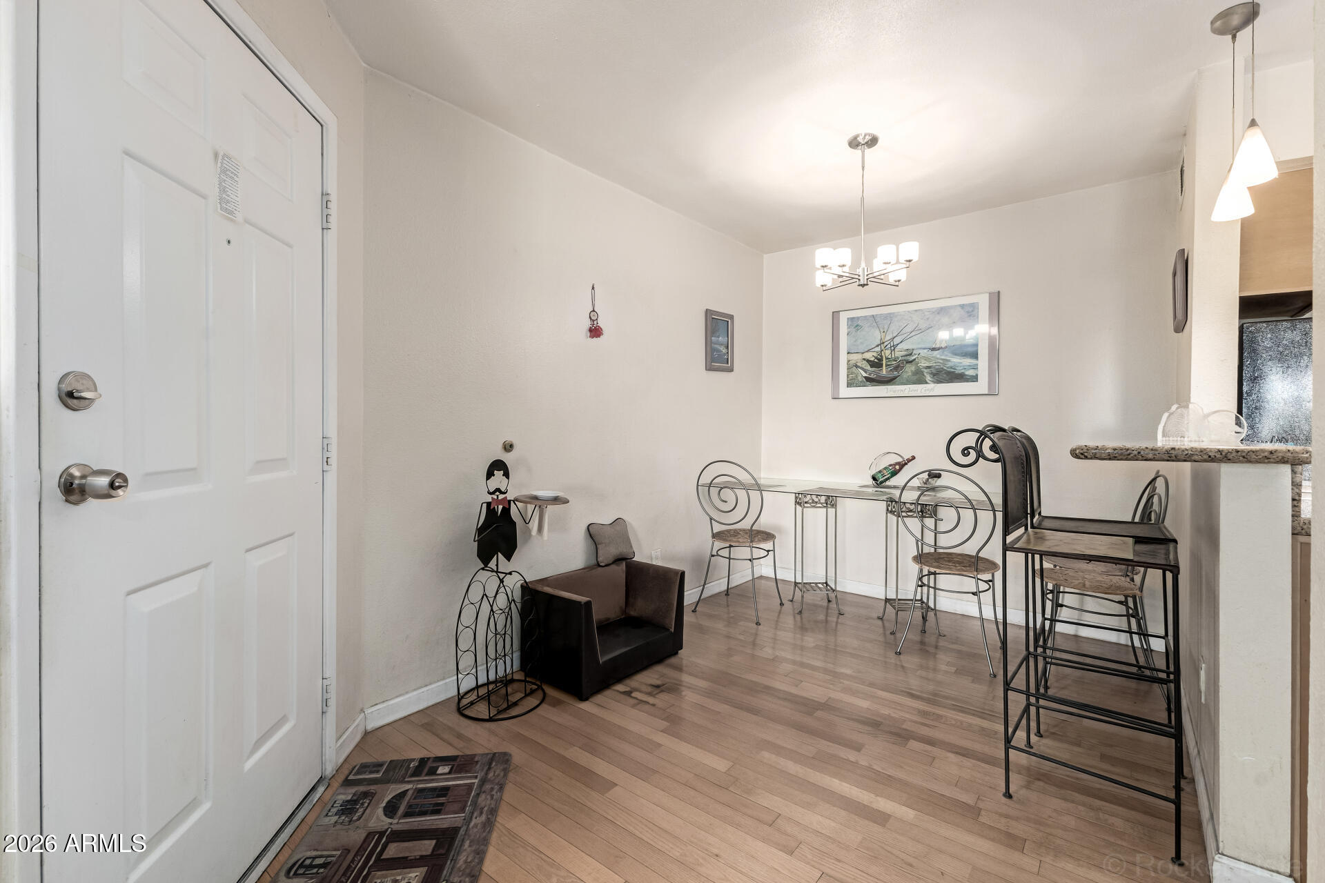 4410 N LONGVIEW Avenue 202