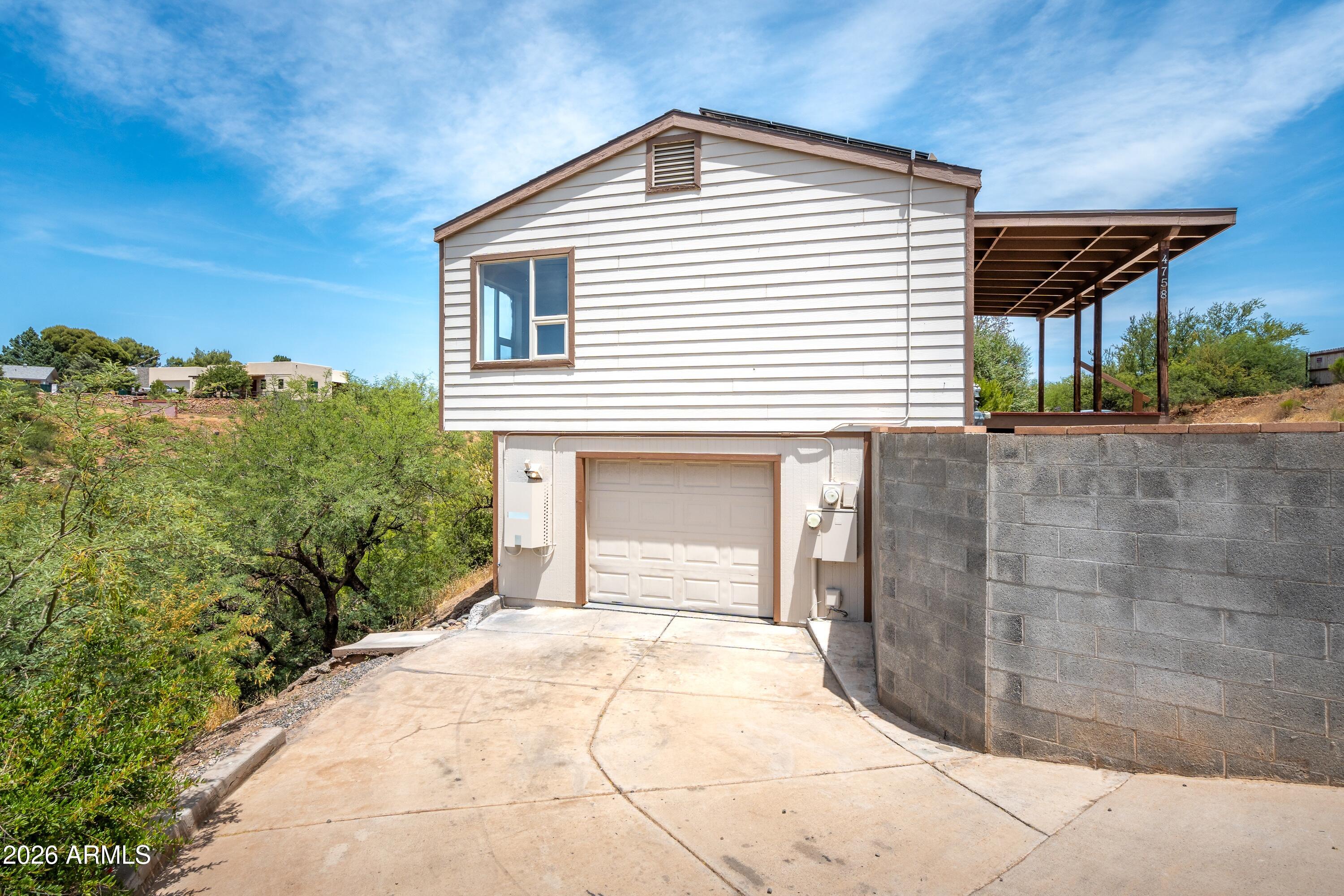 4758 E Juniper Trail