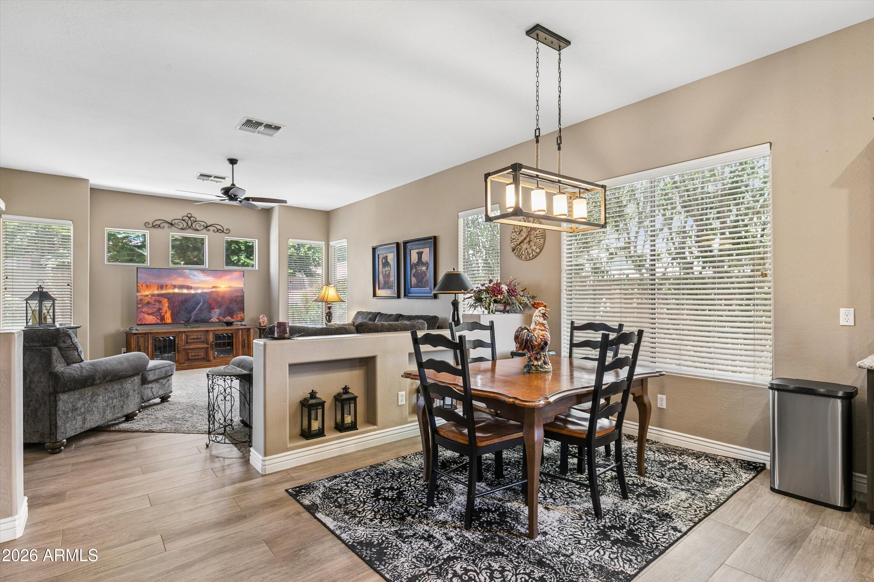 4342 W HACKAMORE Drive