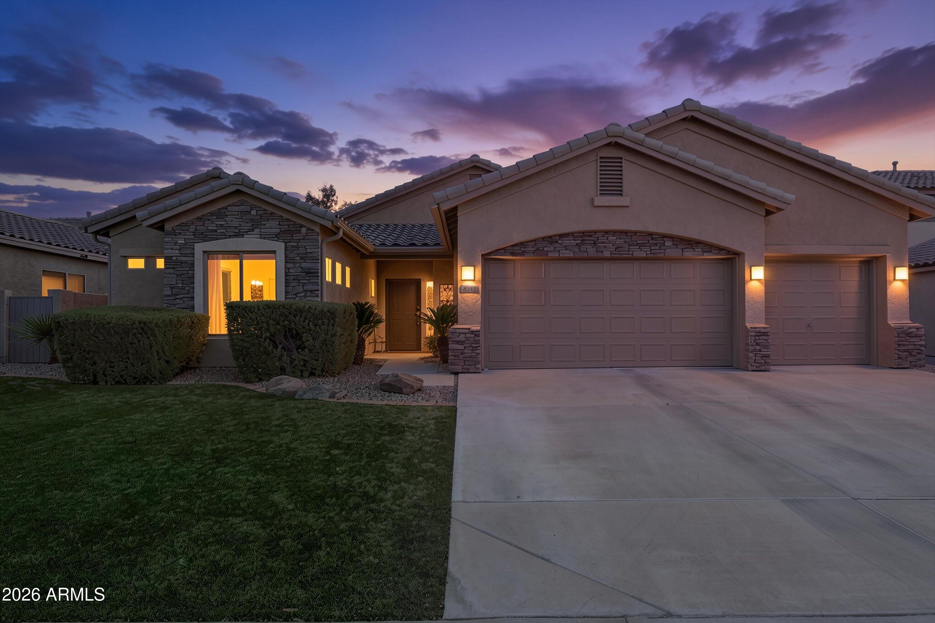 4342 W HACKAMORE Drive