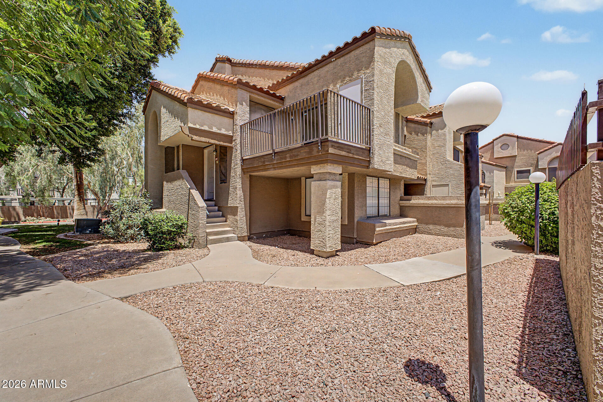 1905 E UNIVERSITY Drive 246