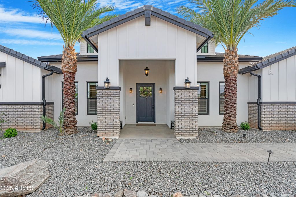 Photo of 26251 N 99th Lane, Peoria, AZ 85383 (MLS # 6950576)