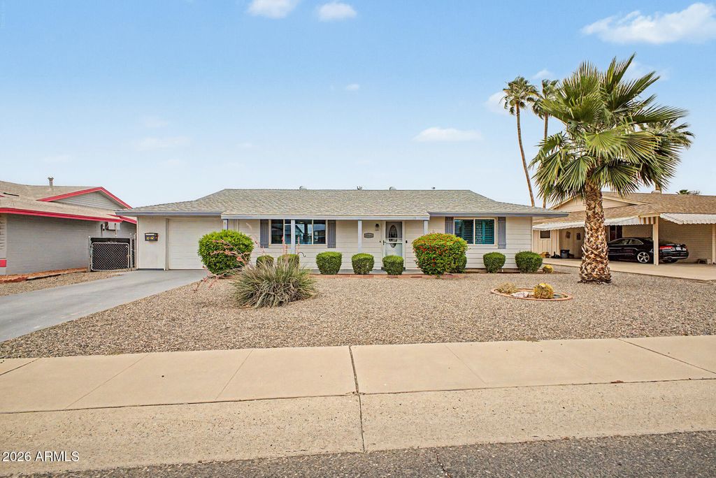 Photo of 11442 N Coggins Drive, Sun City, AZ 85351 (MLS # 7025434)