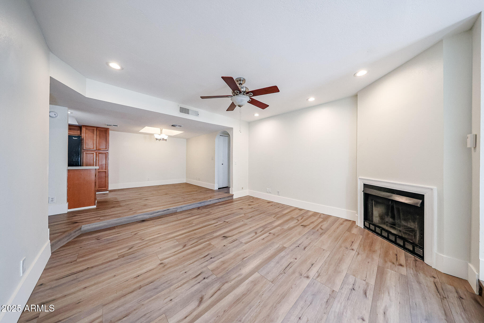 1820 E MORTEN Avenue 119