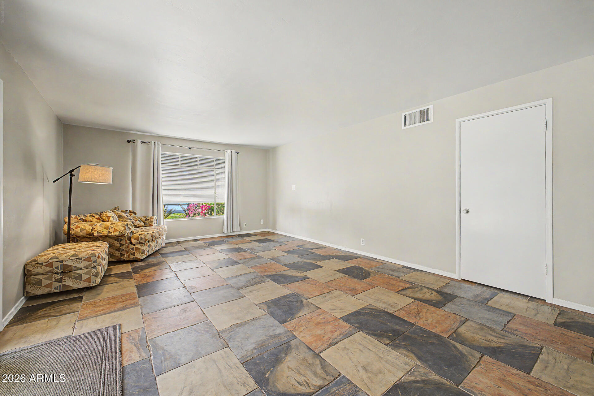 4237 N 34TH Place