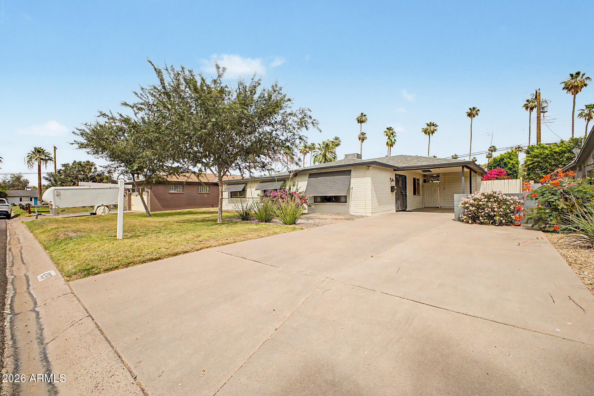 4237 N 34TH Place