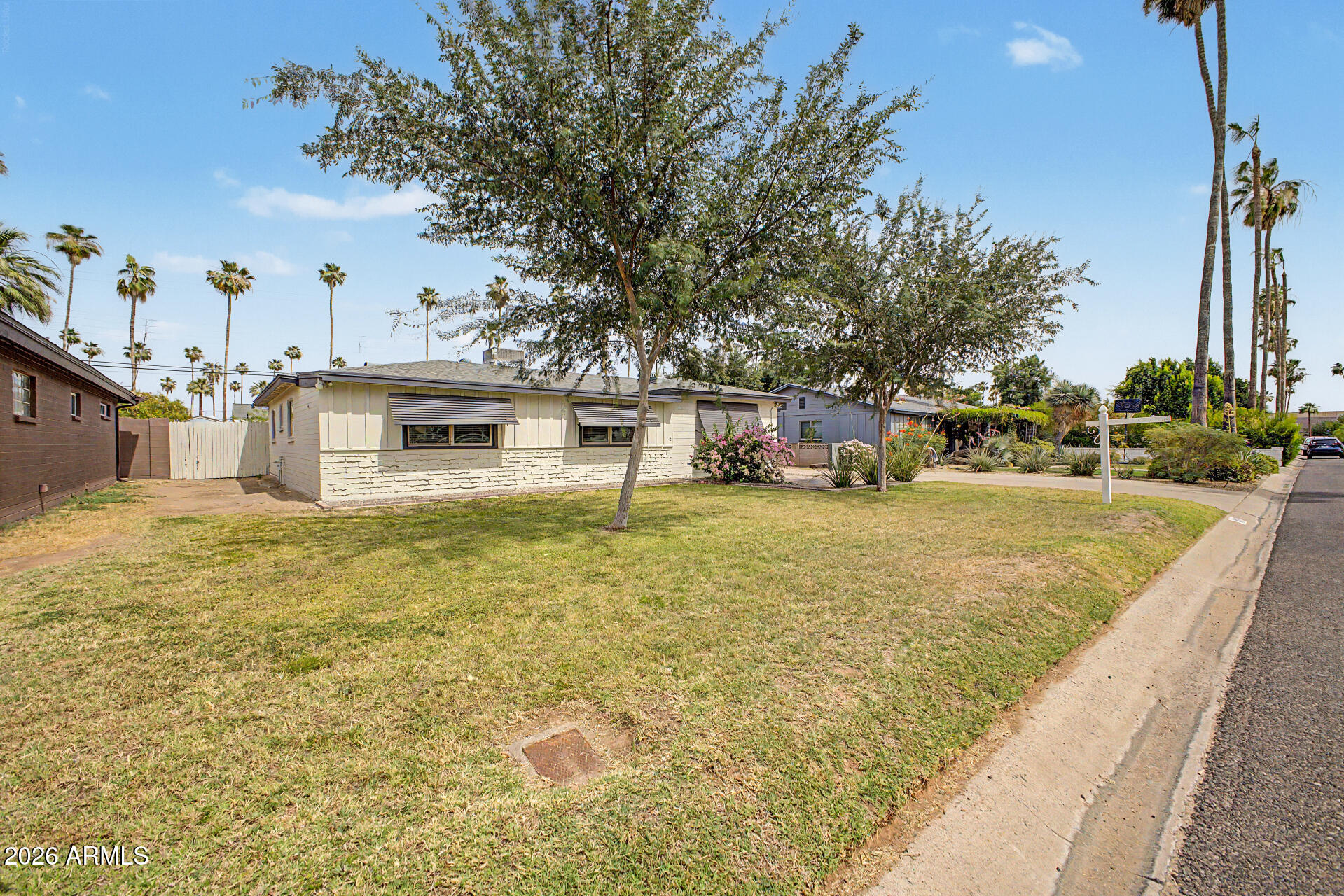 4237 N 34TH Place