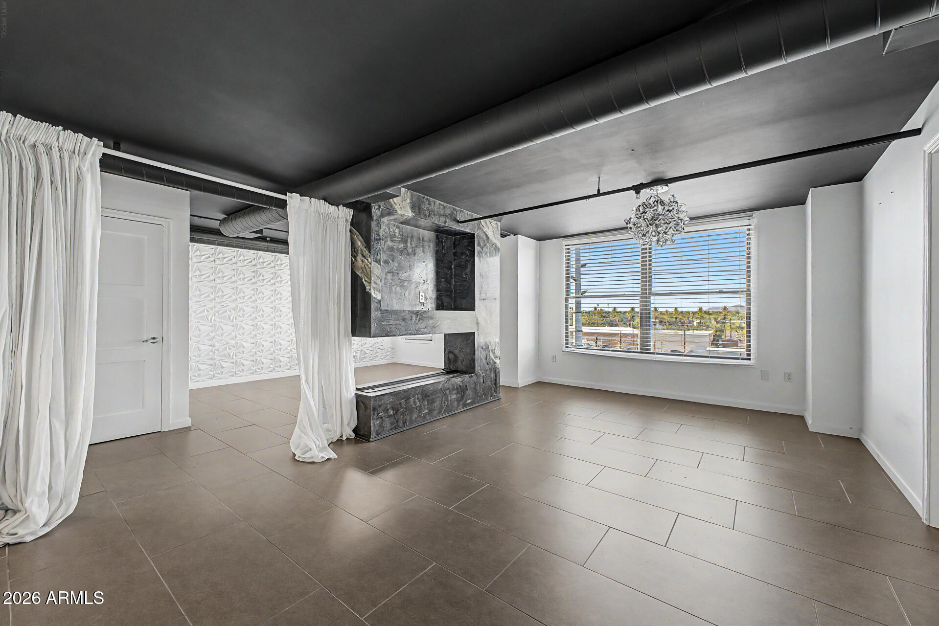 535 W THOMAS Road 513