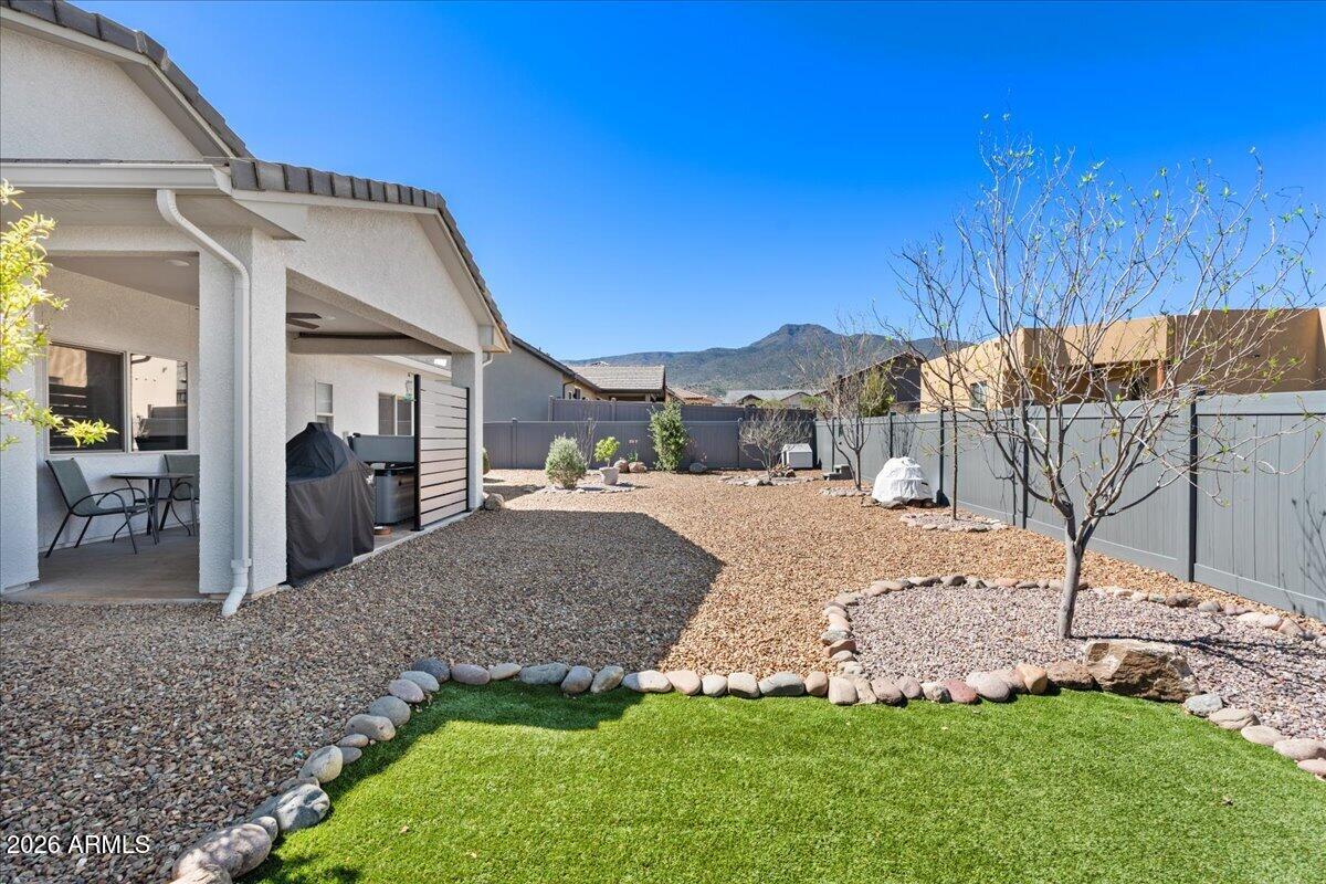 560 SKYLINE Boulevard