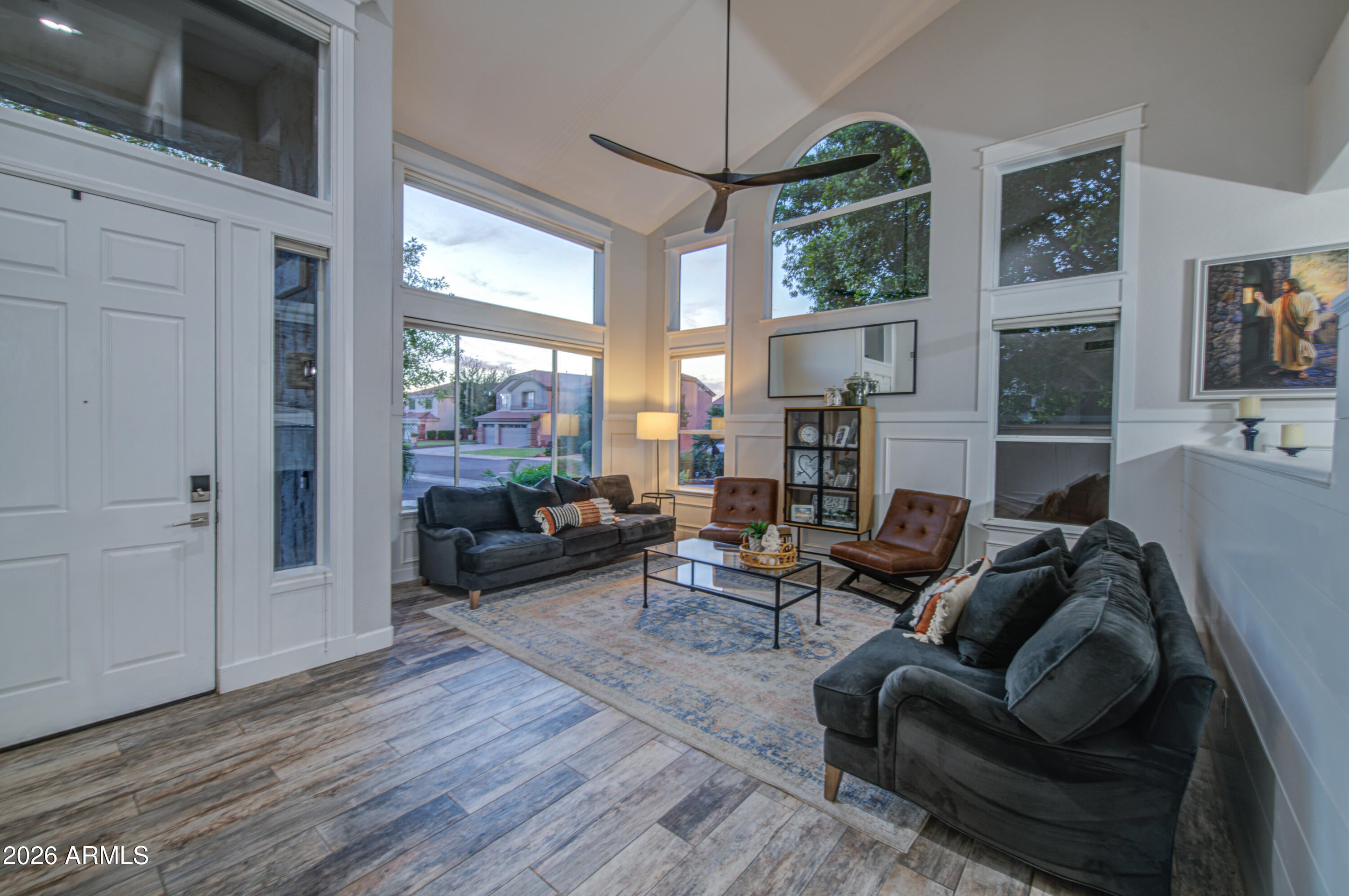 439 N PHEASANT Court