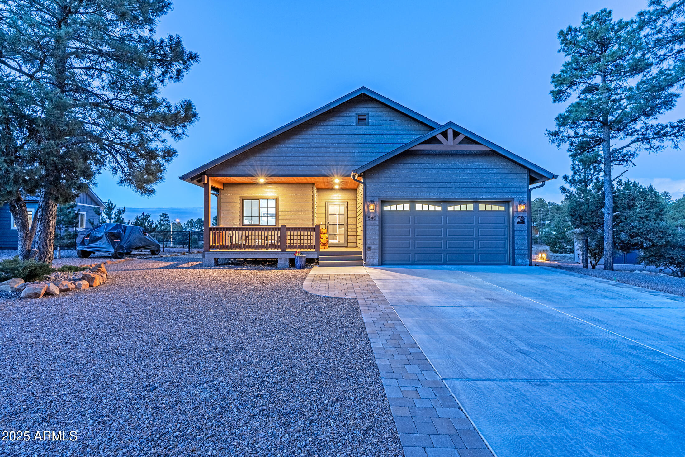 540 S Mountain Pines Avenue