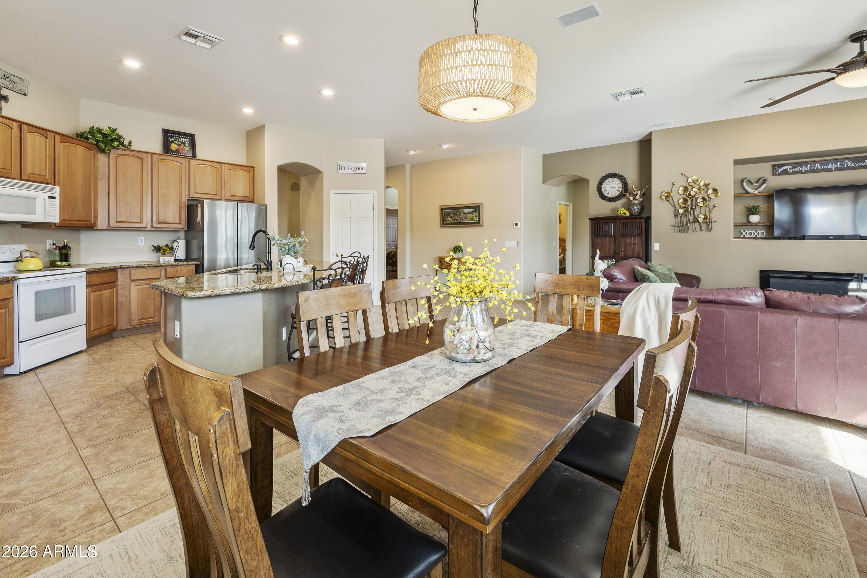 2997 E PARKVIEW Drive