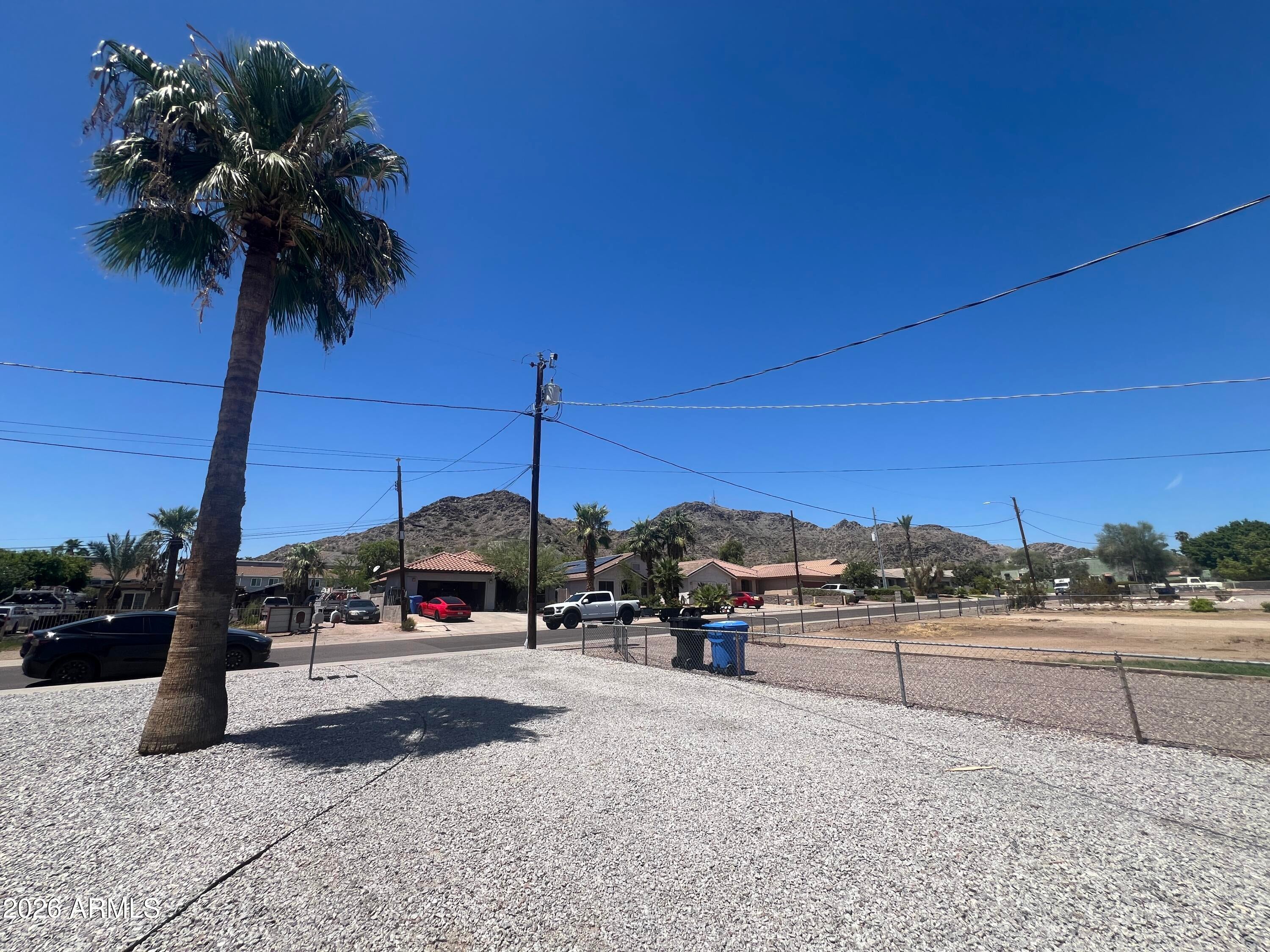 10017 N 7th Place Apt 1