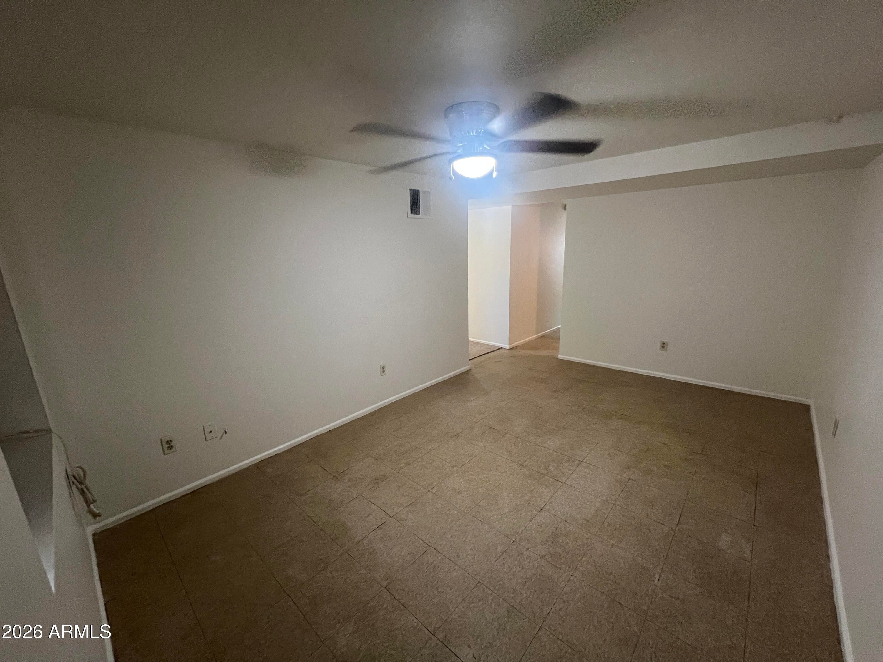 10017 N 7th Place Apt 1